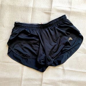 Tracksmith Twilight Split Short - size medium - great condition